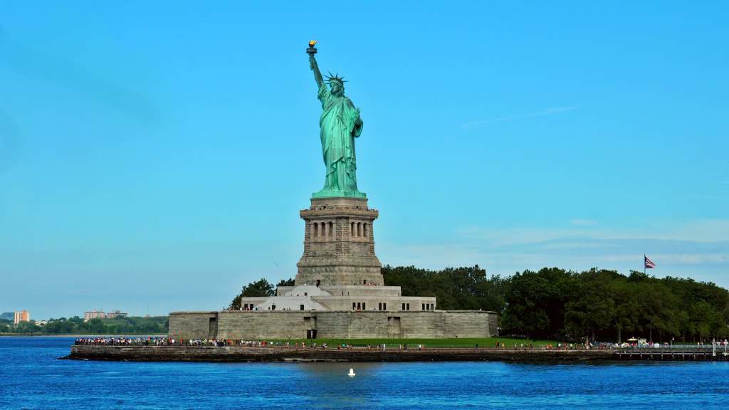 new york city liberty statue