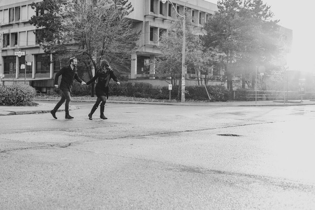 engagement photos at the university of Toronto