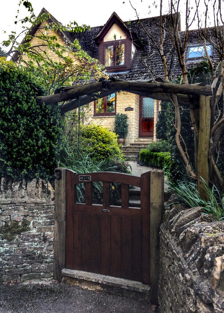 cottage in the cotswolds