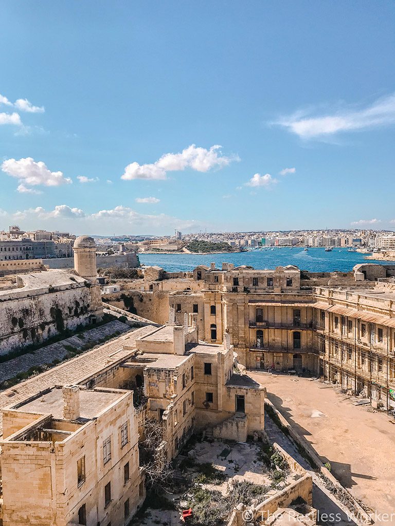 cost of travel to Malta