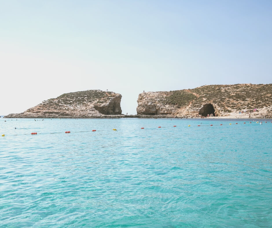 cost of travel to Malta
