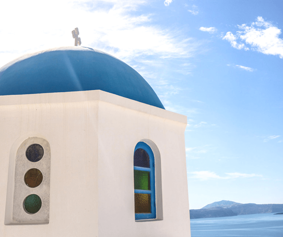 How to see the entire island of Santorini in one day