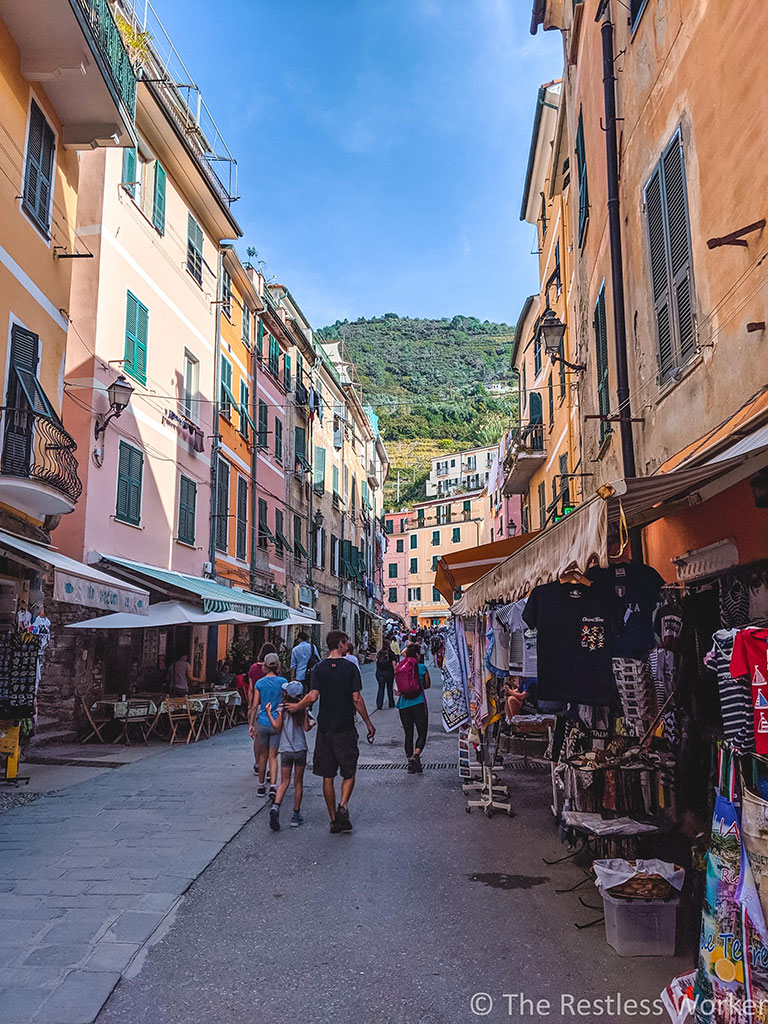 cinque terre vernazza