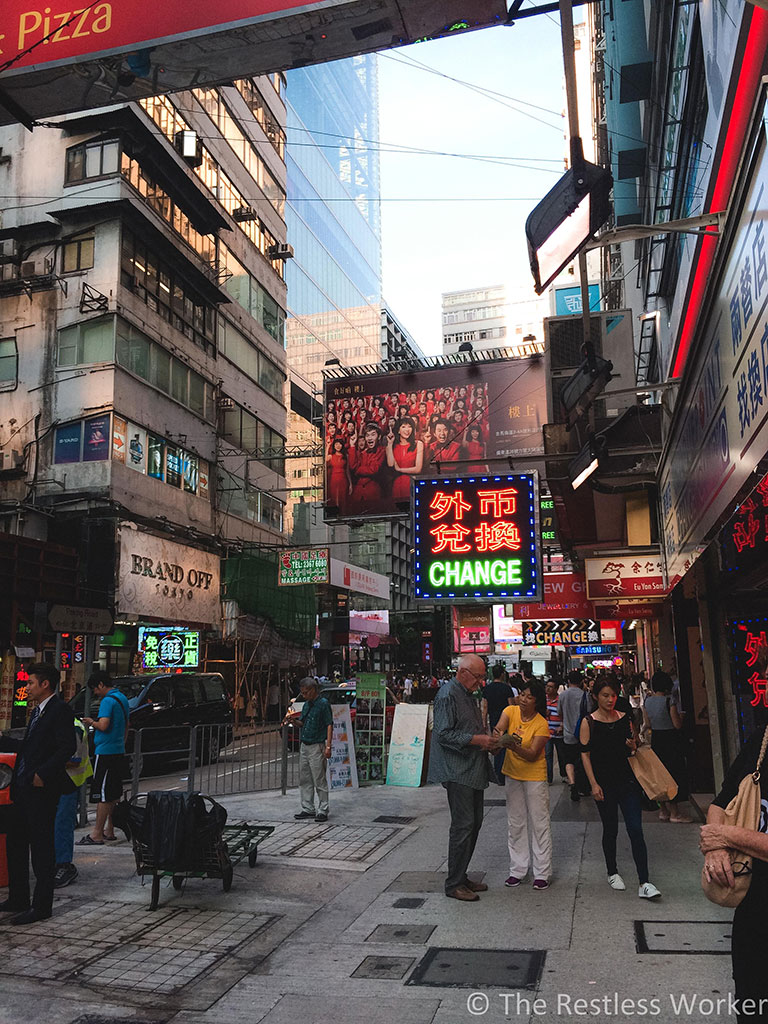 how to spend a layover in hong kong